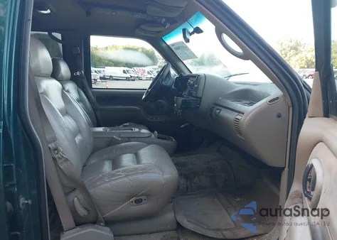 1996 Chevrolet Suburban K1500 из США, поврежденный, VIN 1GNFK16RXTJ350029